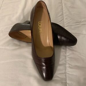 Laurèl crocodile-embossed leather pumps